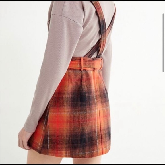 URBAN OUTFITTERS Overall Suspenders Tartan Mini Skirt - Picture 3 of 8